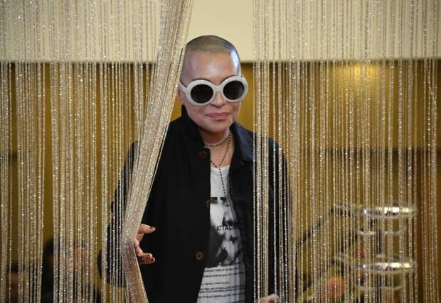 Критикующая Россию певица обвинила Фадеева в преследовании