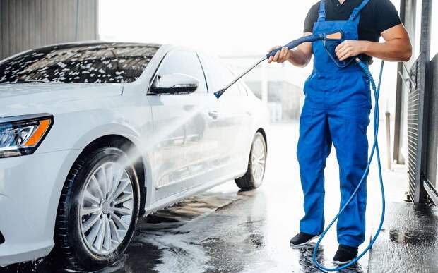 Ошибки, которые совершают водители при мойке машины