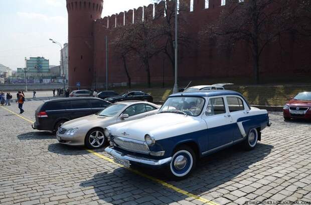Ралли классических автомобилей. Часть первая (40 фото)