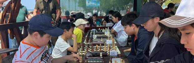 На набережной Актау  прошел городской турнир по шахматам
