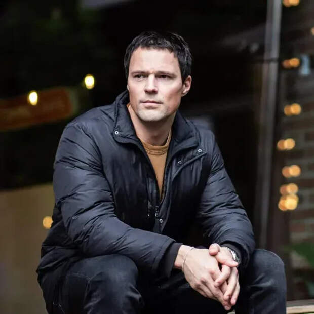 Данила Козловский