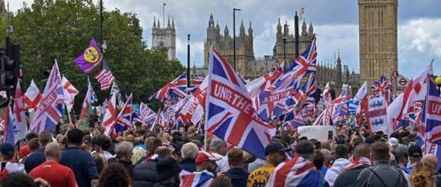 Британцам позволили протестовать. Один раз