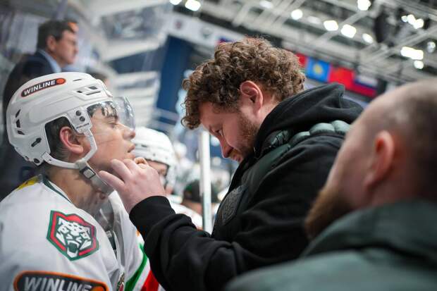 Жалеет ли «Ак Барс» о 50 млн за Денисенко: в чем причина посредственного сезона новичка?