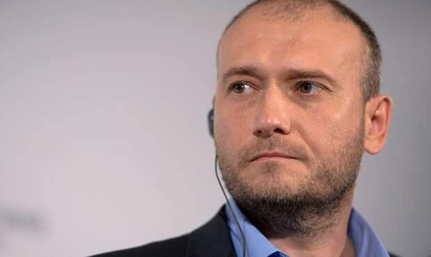 Дмитрий Ярош не подлежит выдаче по запросу России, - укрбюро Интерпола Дмитрий Ярош не подлежит выдаче по запросу России, - укрбюро Интерпола