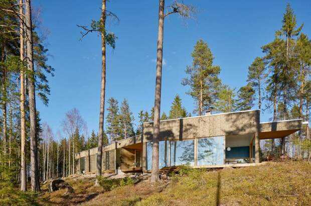 Резиденция на берегу озера в Швеции