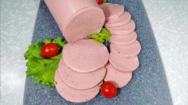 Куриная домашняя колбаса. \ Фото: pinterest.com. Куриная домашняя колбаса. \ Фото: pinterest.com.