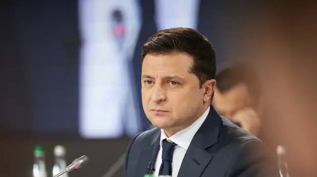 Зеленский заявил Байдену об отсутствии планов на кого-либо нападать