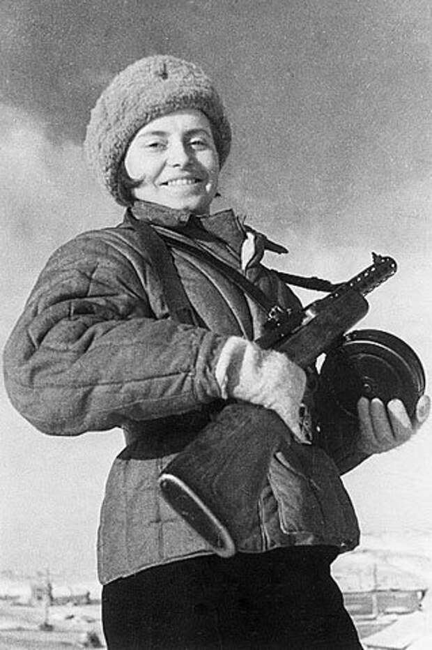 Женщины времен Великой Отечественной (27 фото) Женщины времен Великой Отечественной (27 фото)