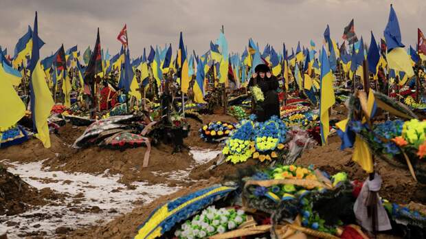 Украинцев хватит на год войны, не больше – Хайруллин