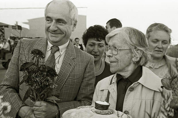 Марк Захаров и Татьяна Пельтцер. 1986 год