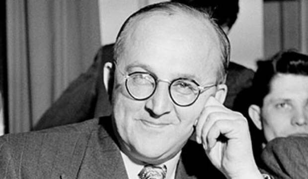 Александр Ефремович Богомолов, Посол СССР во Франции в 1940-1950 гг. Источник фото: ЖЖ enzel (https://clck.ru/akE9Y).