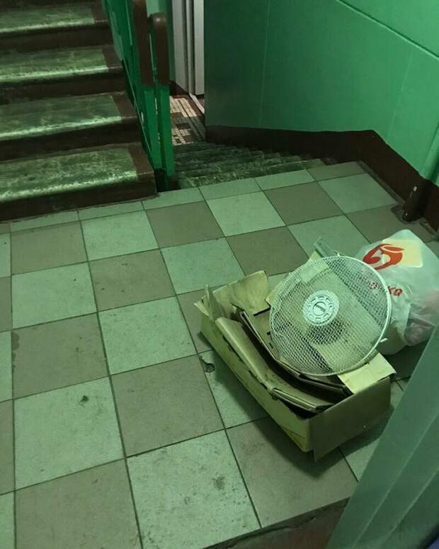 Для таких подготовлен отдельный котел с мусором Для таких подготовлен отдельный котел с мусором