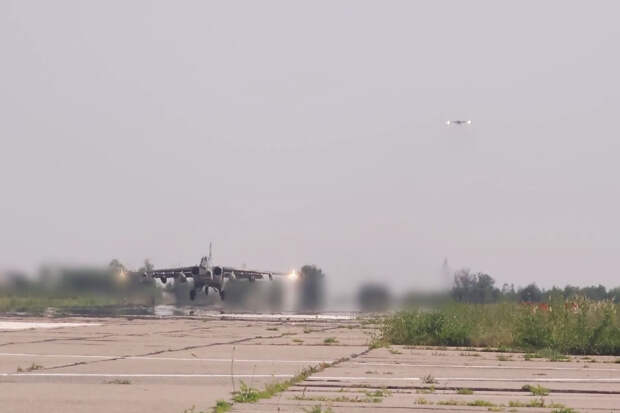 Штурмовики Су-25 ВКС России нанесли удар по подразделениям ВСУ в зоне ответственности группировки войск «Центр»