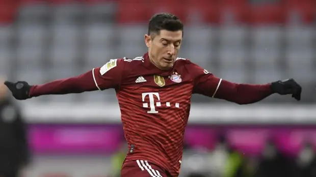 Салах, Месси и Левандовски номинированы на премию лучшему игроку года ФИФА