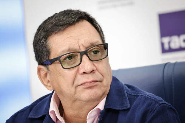 Стало известно, на чём будет основан фильм Кончаловского о Донбассе