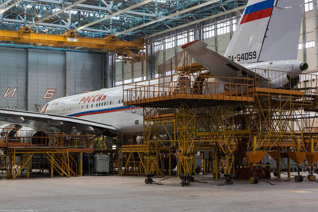 10. Два Ту-204-300 были потом переданы в Специальный летный отряд «Россия», один из них — в вип-компоновке.