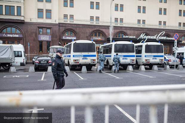 Захаров призвал привлекать организаторов беспорядков в РФ к более суровым наказаниям