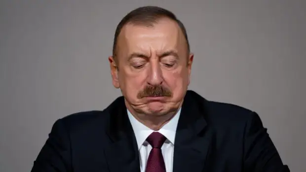 Алиев в ловушке: Нефть грязная. Газа не хватает