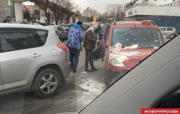 Двое неизвестных напали на украинского политолога Ковтуна в Москве Двое неизвестных напали на украинского политолога Ковтуна в Москве