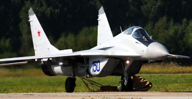 Впервые российский самолёт за один день "пощёлкал" 7 самолётов противника: Рассказываю, что это за машина!