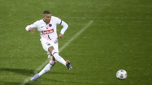 El Chiringuito: «Реал» подпишет контракт с Мбаппе после матчей 1/8 финала Лиги чемпионов