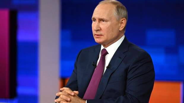 Тотально обложили Россию: Баранец объяснил, зачем Путин обновил стратегию нацбезопасности