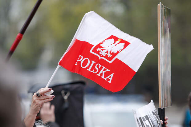 Чажастый: Польша напрасно надеется на сохранение военного присутствия США