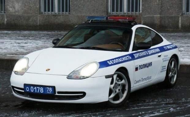 20 автомобилей полиции России, которые вызовут зависть автолюбителей
