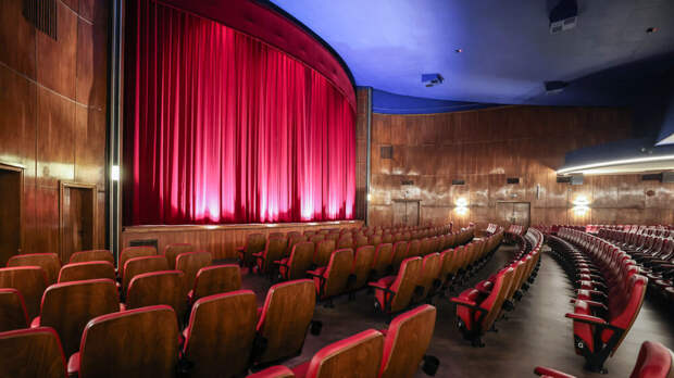 «Новые люди» выступили против выдачи прокатных удостоверений для видеосервисов