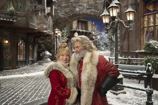 Goldie Hawn and Kurt Russell, The Christmas Chronicles 2 | Photo Credits: Joe Lederer / fotojo