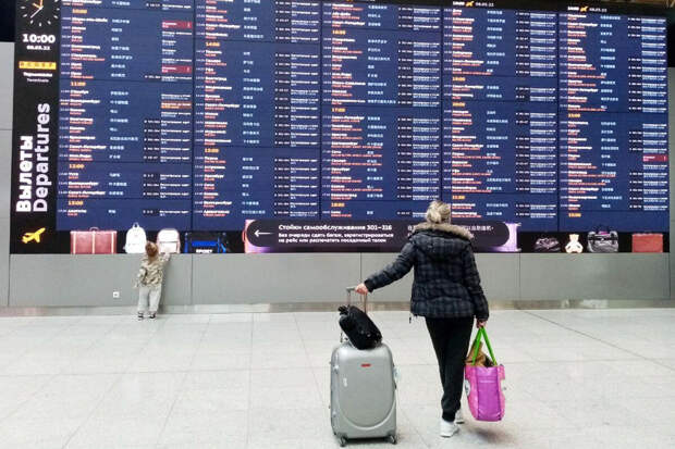 Росавиация: в Шереметьево и Внуково ввели временные ограничения