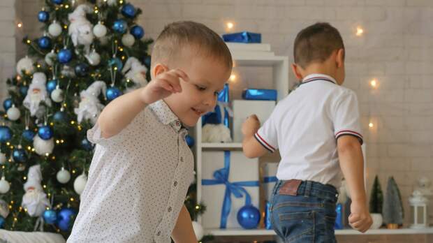 Чем занять ребенка в новогоднюю ночь: идеи для разных возрастов