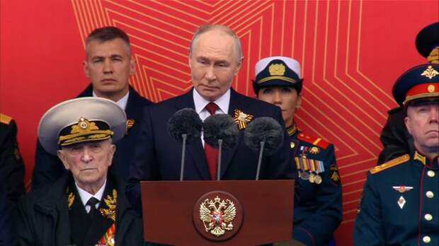 Путин: Россия всегда будет помнить подвиг советского народа