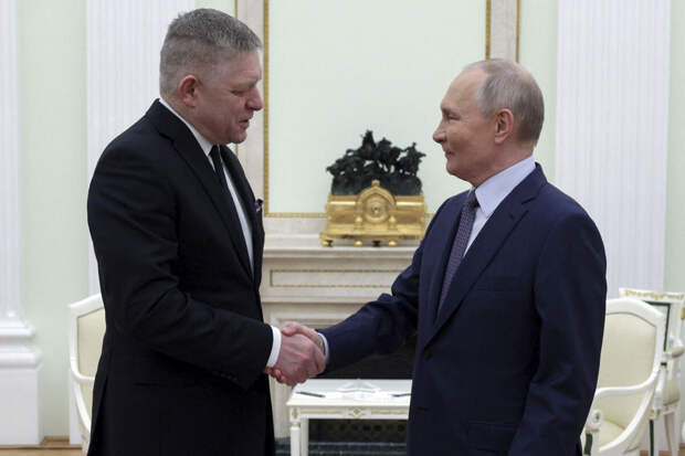 Путин: отношения России и Словакии осложняют действия Евросоюза и НАТО