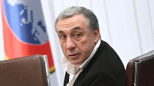 Внучка Гинера: мой парень украл из нашего дома вещи