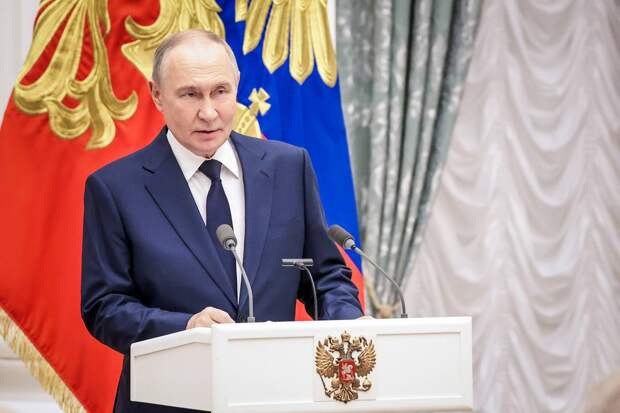 Песков рассказал о планах Путина на 9 Мая