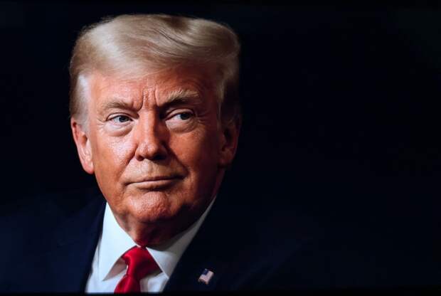 Трамп не исключил отправку переговорщиков в Москву для продления перемирия