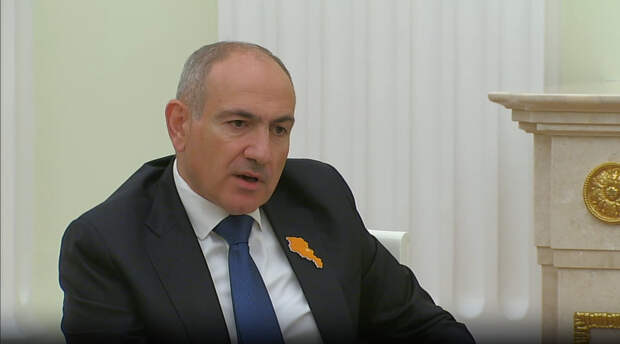 Пашинян нашел вескую причину не ехать в Москву на парад Победы