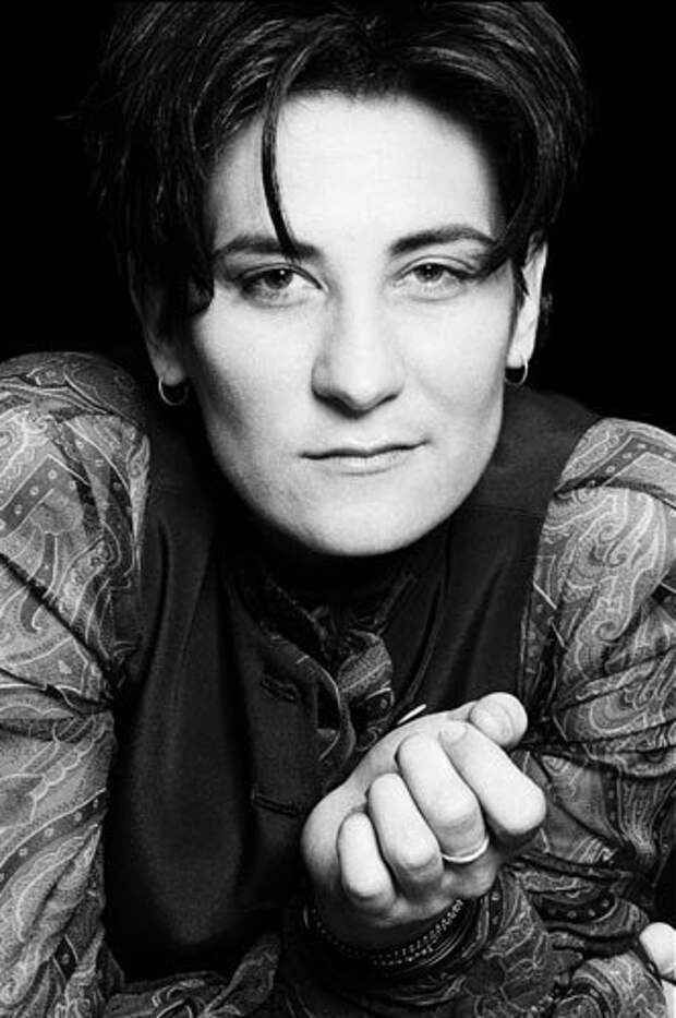 K lang. Кэтрин дон ланг. k.d. lang в молодости. ingenue кэтрин дон ланг. кэтрин дон ланг фото.