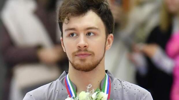 Алиев опроверг, что с Авериной они расстались из-за его болезни