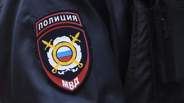 В Дзержинске мужчина под видом силовика похитил у местного жителя 2 млн рублей