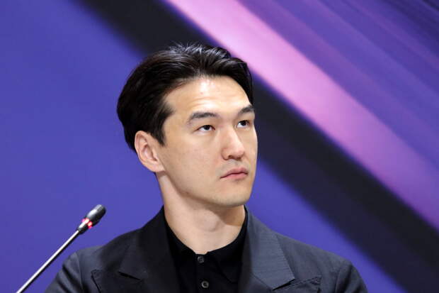 Шансы комика Сабурова вернуться в Россию оценили