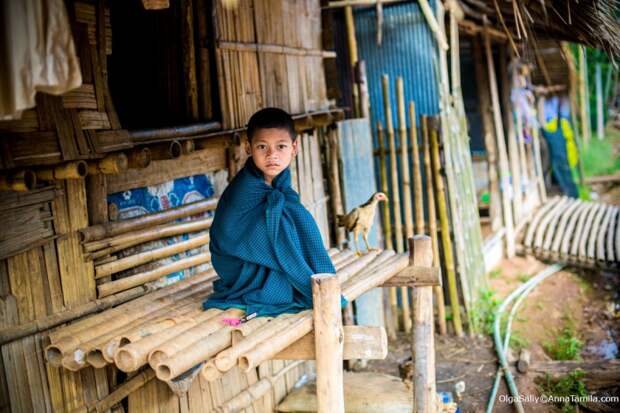 Мальчик в лагере беженцев Тайланд