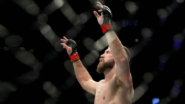 Серроне вызвал на бой Макгрегора RT НА РУССКОМ