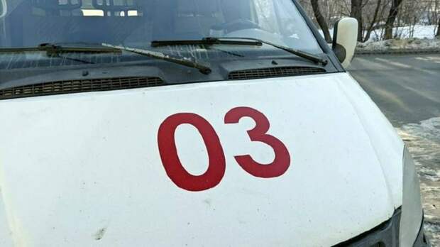 В Барнауле водитель маршрутки врезался в легковушку, пострадал пассажир