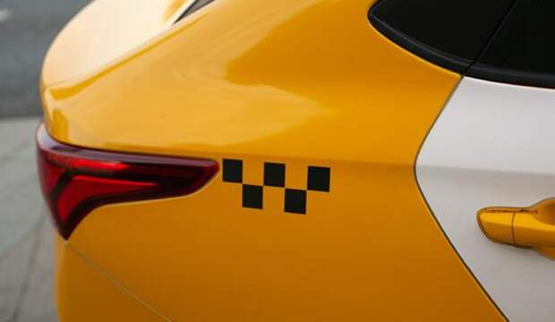 В Петербурге появился таксишеринг