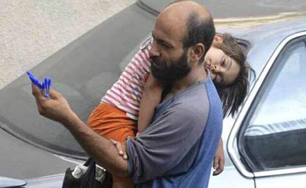 Этот мужчина с дочерью продавали ручки на улице, чтобы выжить. Но всего один случай изменил их жизнь…