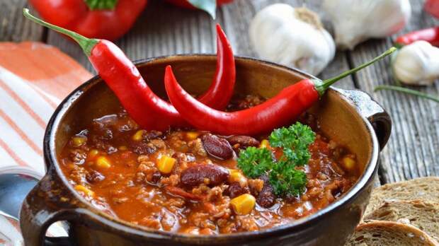 Любимые запрещенки: продукты, которые не стоит есть на голодный желудок. В их числе бананы, выпечка и кофе