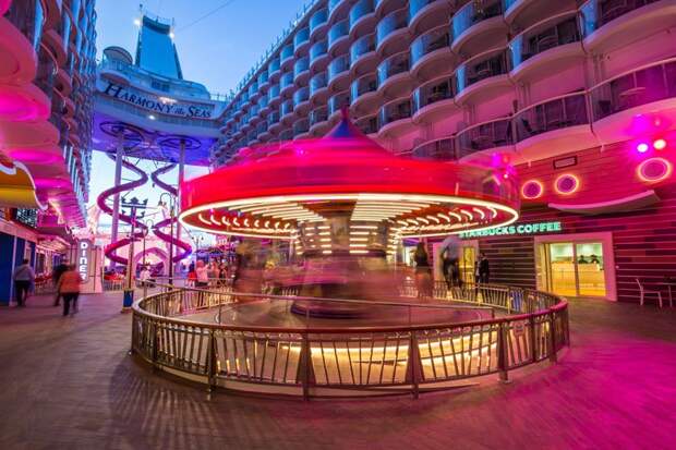 worlds-largest-passenger-ship-harmony-of-the-seas-royal-caribbean-simon-brooke-webb-photography
