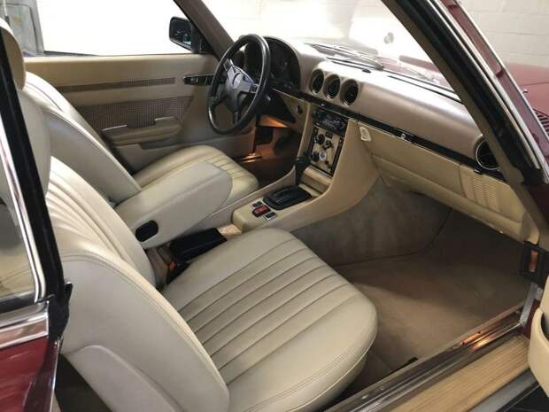 Пенсионерка продала купе Mercedes 450 SLC AMG, которым владела 42 года mercedes, mercedes-benz, авто, автомир, автомобили, найдено на ebay, олдтаймер, ретро авто